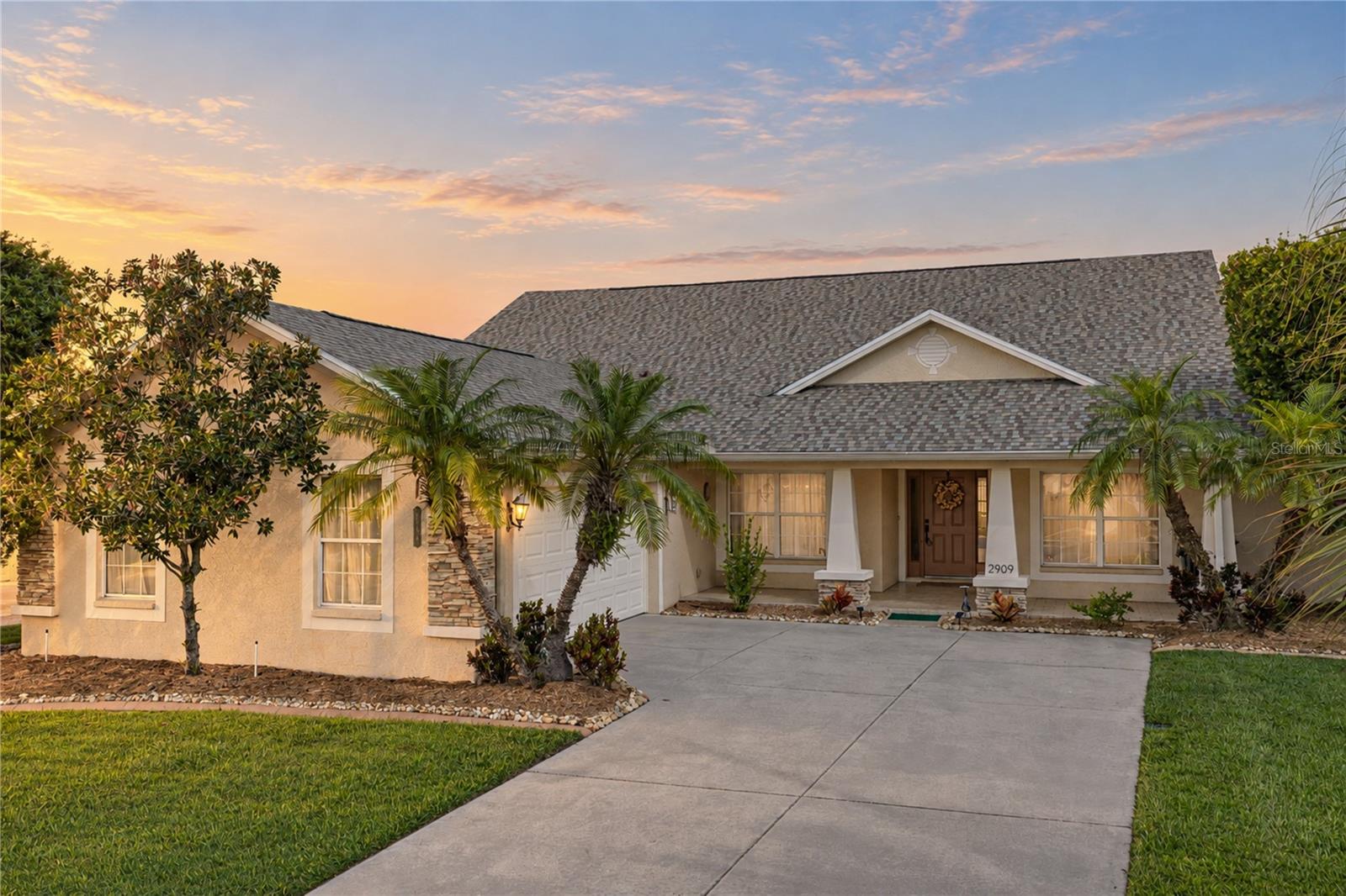 2909 Blackwater Creek Dr — photo