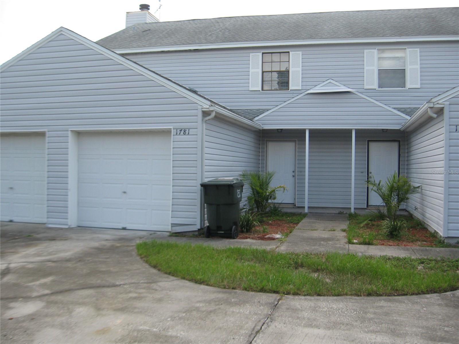 1781 Crystal Grove Dr — photo