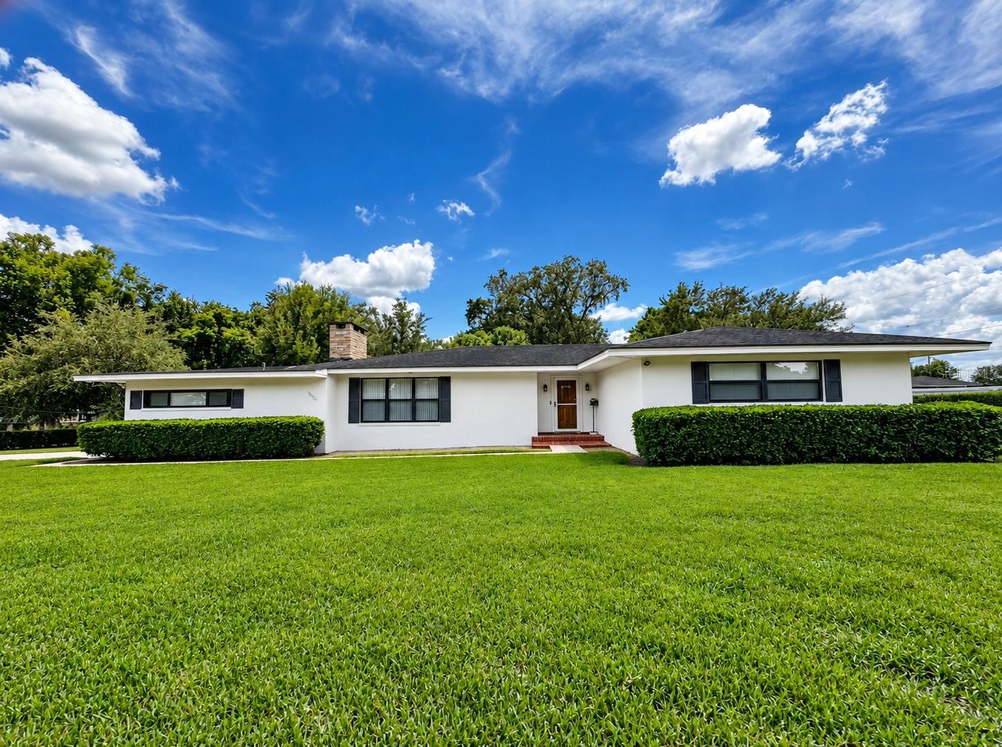 1615 Lake Miriam Dr — photo