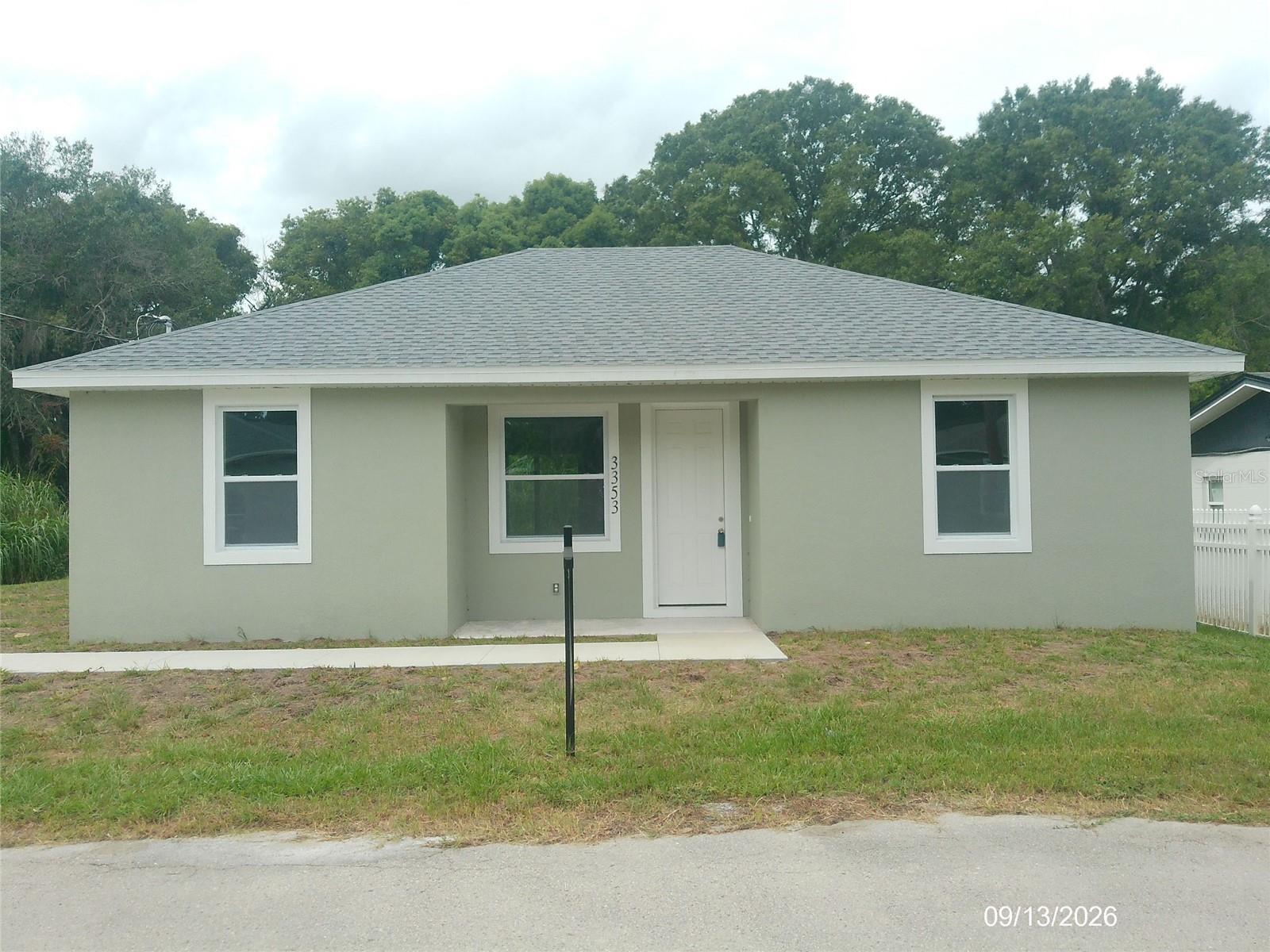 3353 S Combee Rd — photo