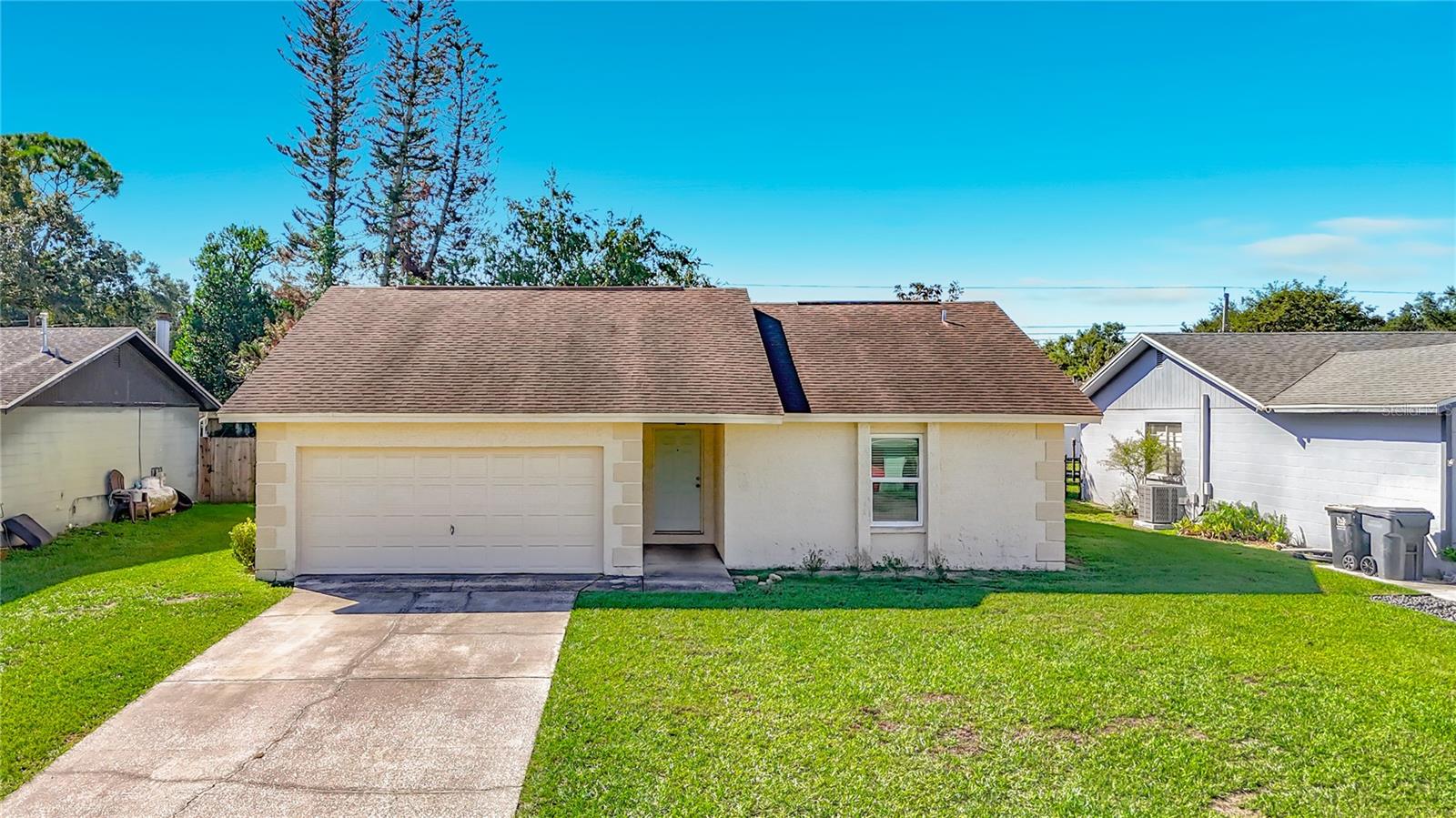 3749 Feather Dr — photo