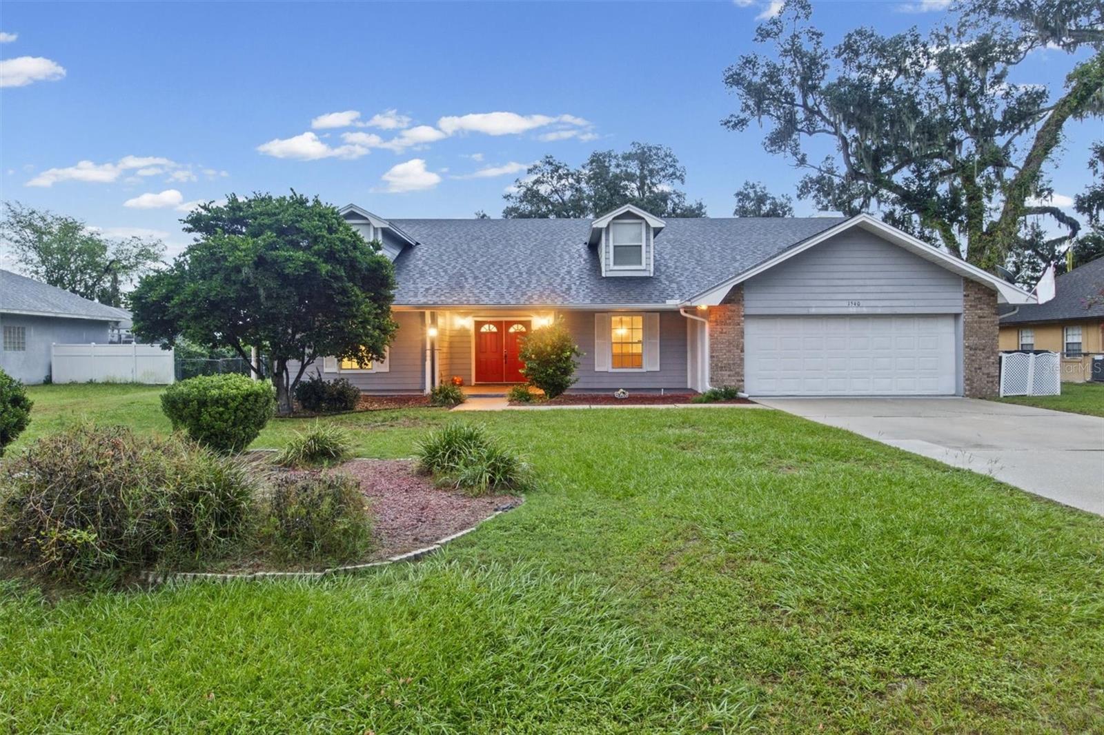 1540 Rosa Ct — photo