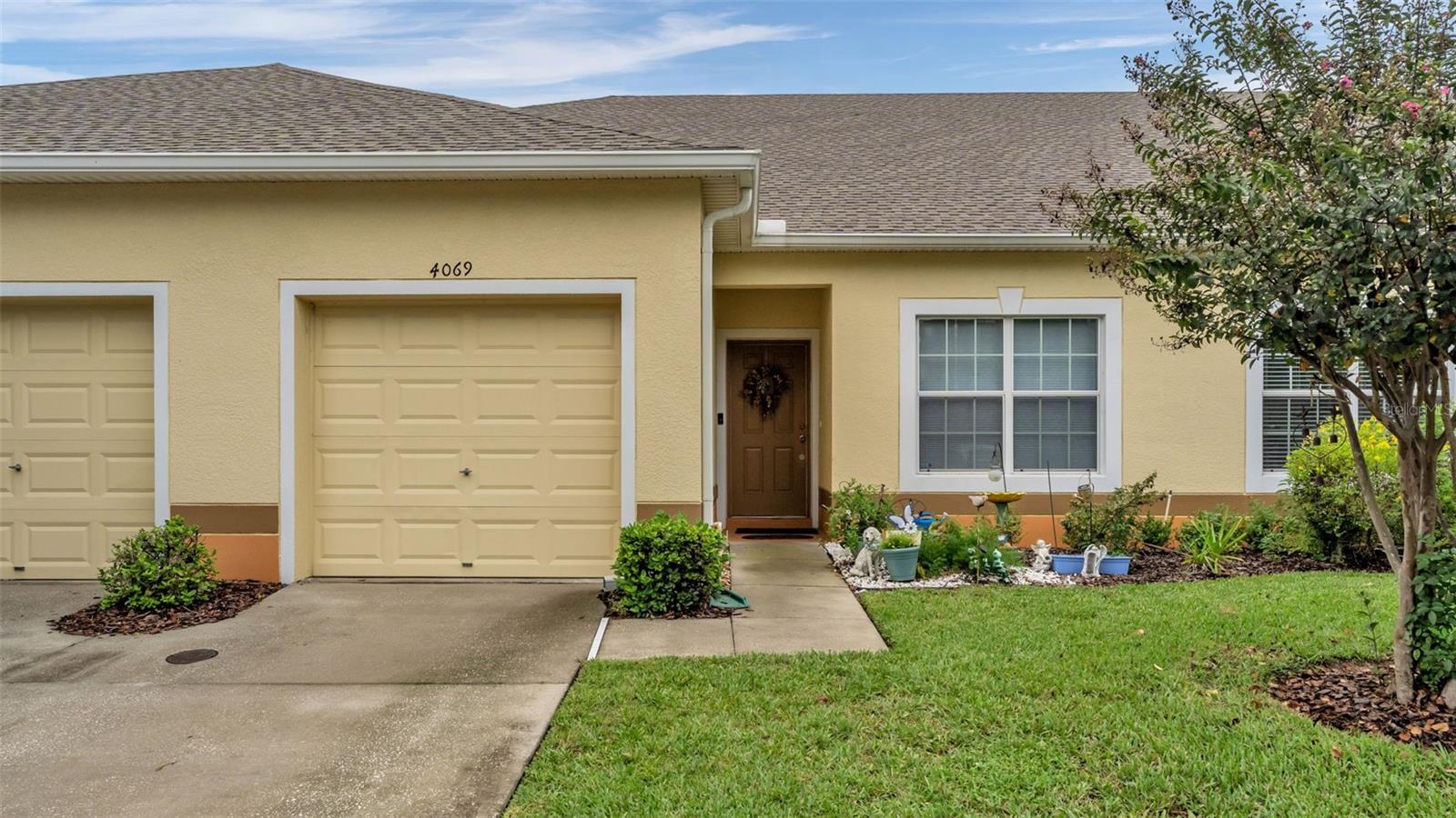 4069 Shade Tree Ln — photo