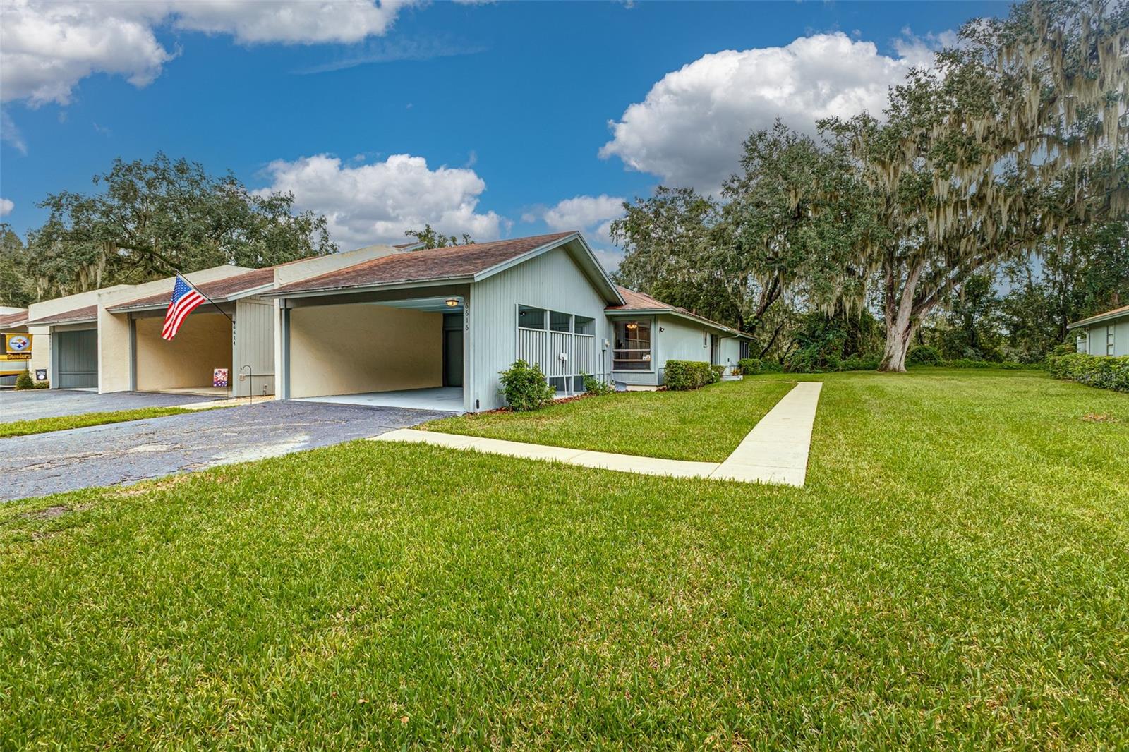 6616 Sweetbriar Ln — photo
