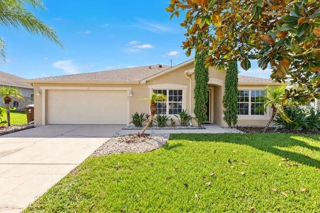 501 Lake Villa Way — photo