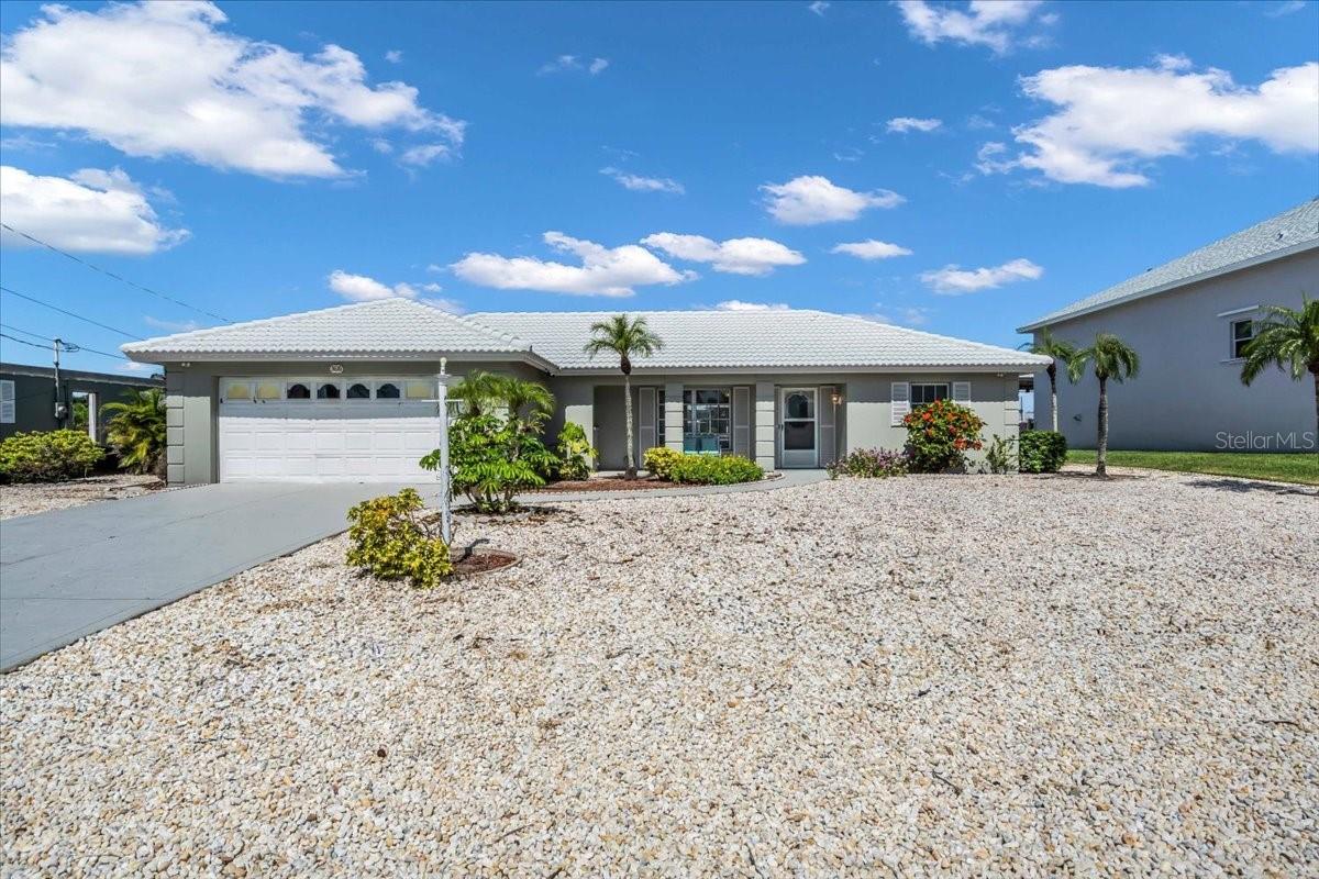 3816 Royal Palm Dr — photo