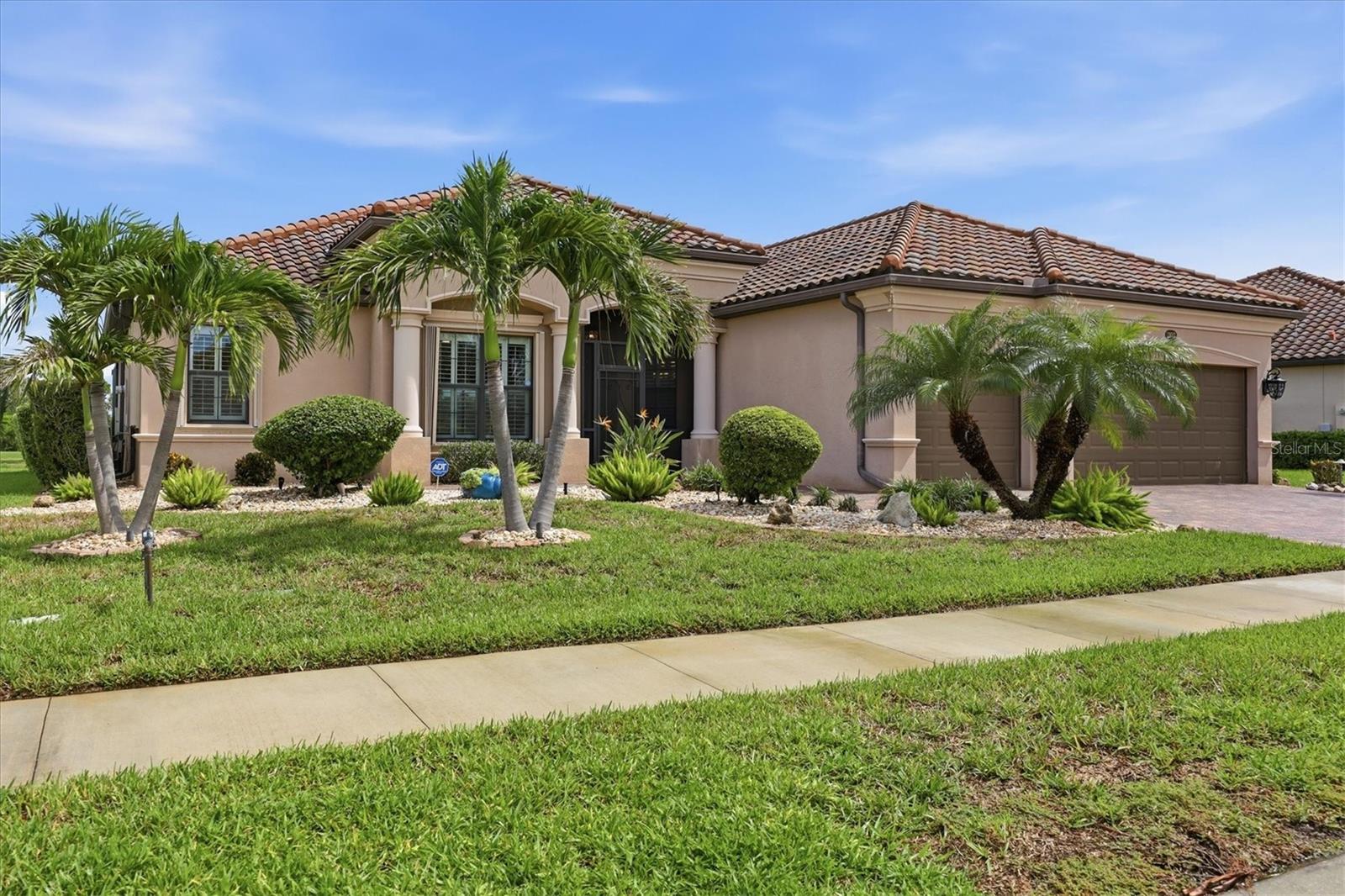 13652 Classico Ct — photo