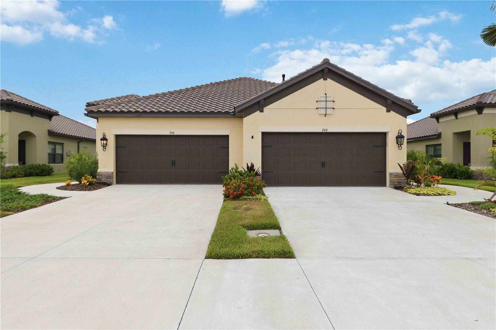 244 Altamura Cir — photo