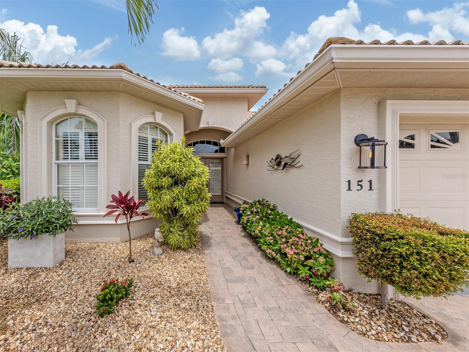 151 Coco Palm Dr — photo