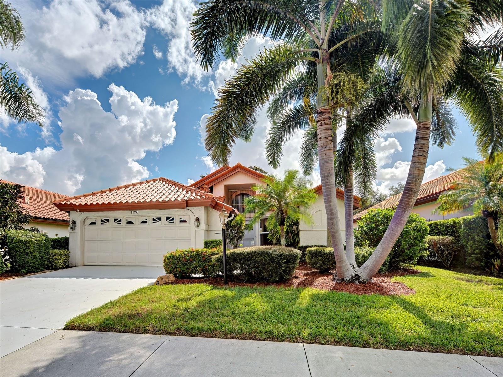 1176 Harbor Town Way — photo