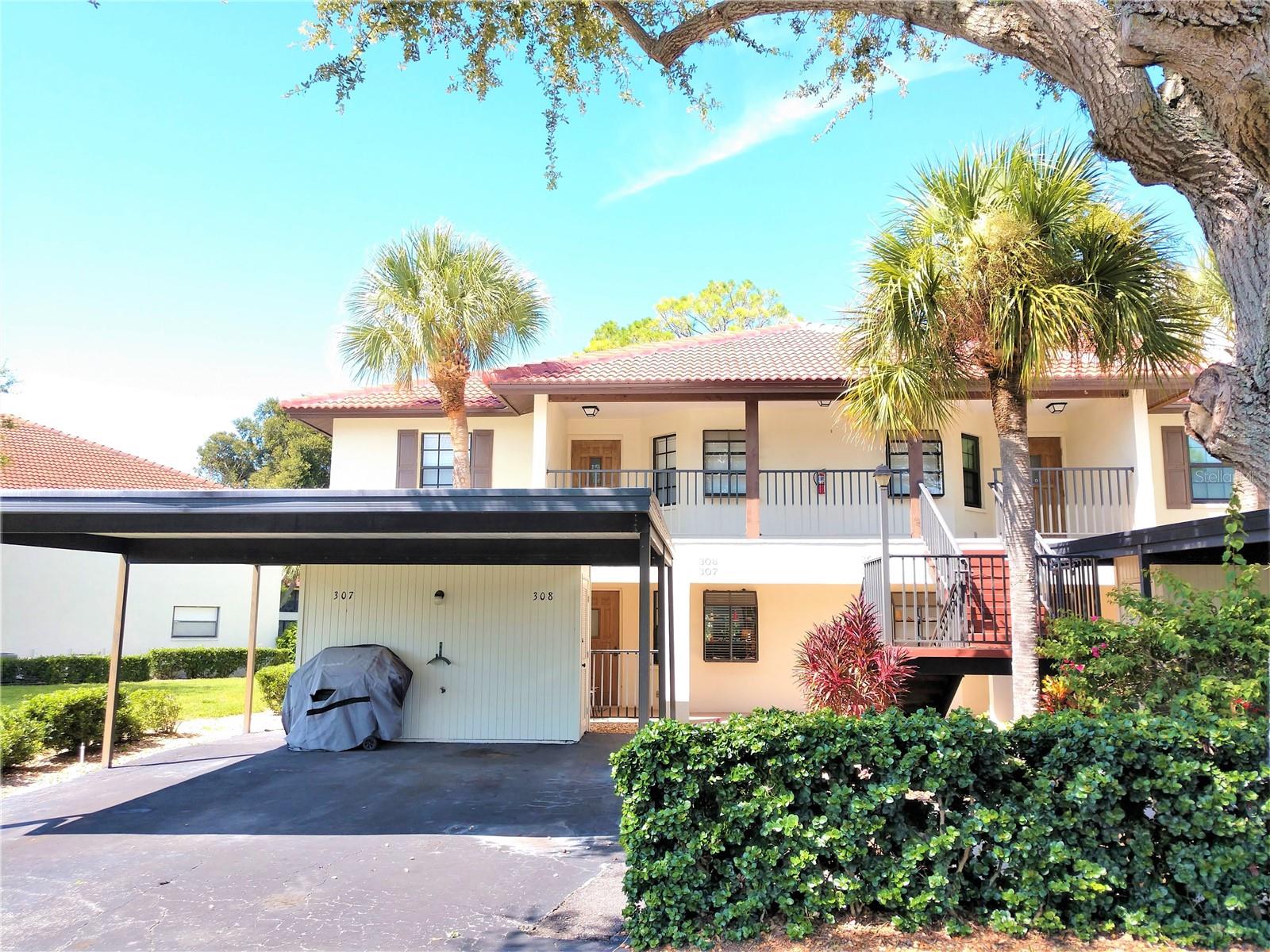 307 Pine Hollow Cir #307 — photo