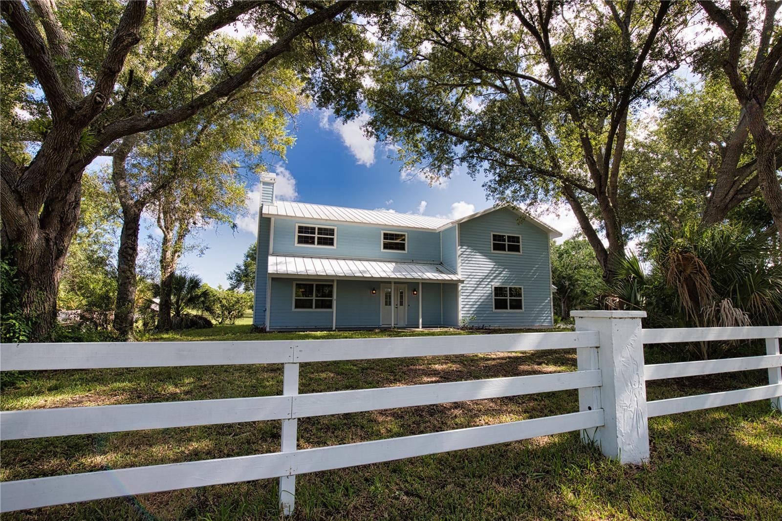 916 Bayshore Dr — photo