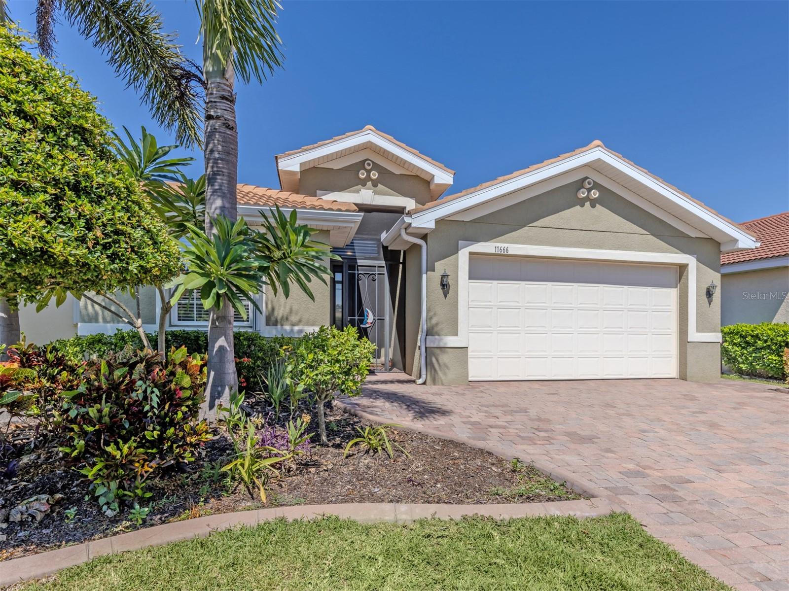 11666 Parrotfish St — photo