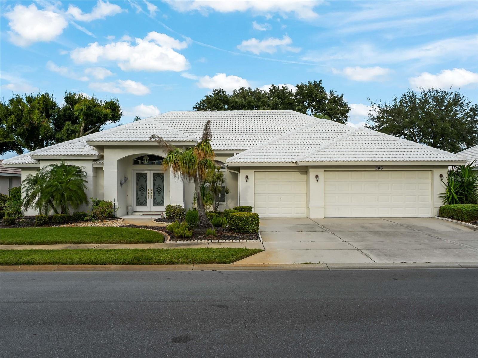 546 Laurel Cherry Ln — photo