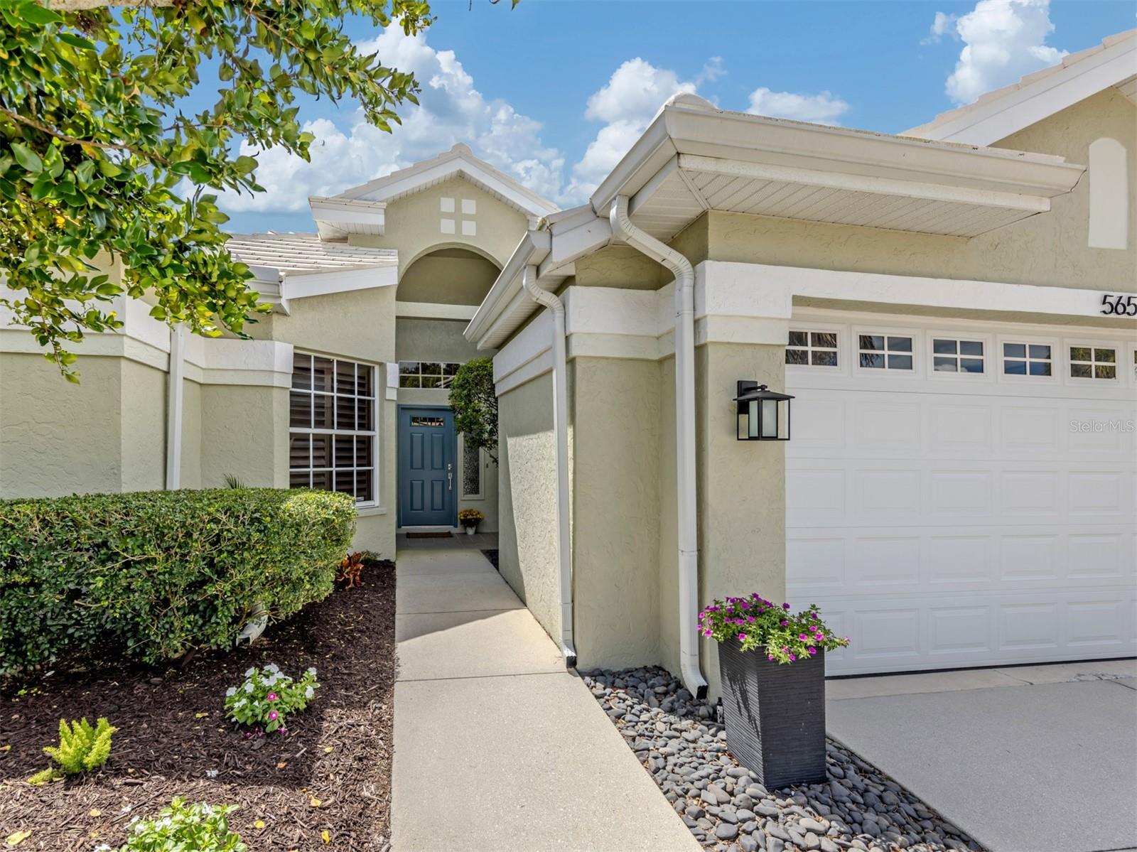 565 Fallbrook Drive, Venice, FL 34292 — photo 3