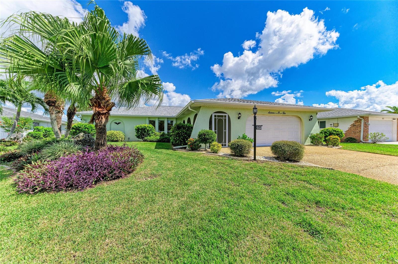 1602 Vikki Ct — photo