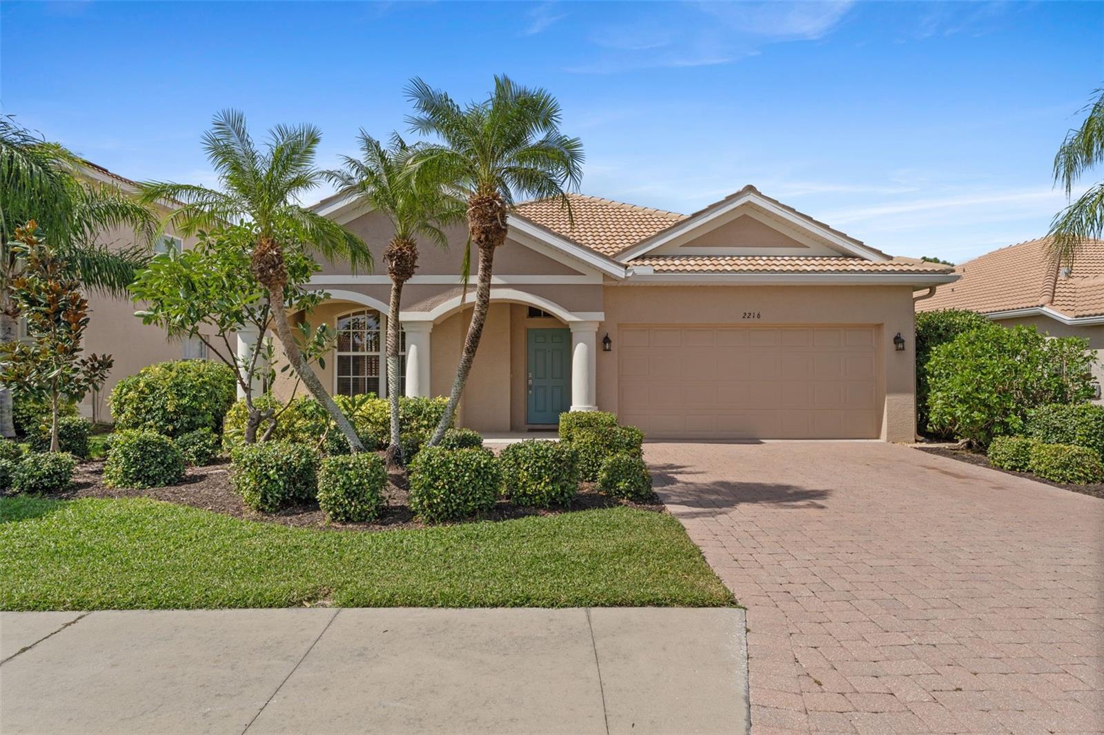 2216 Weaver Bird Ln — photo