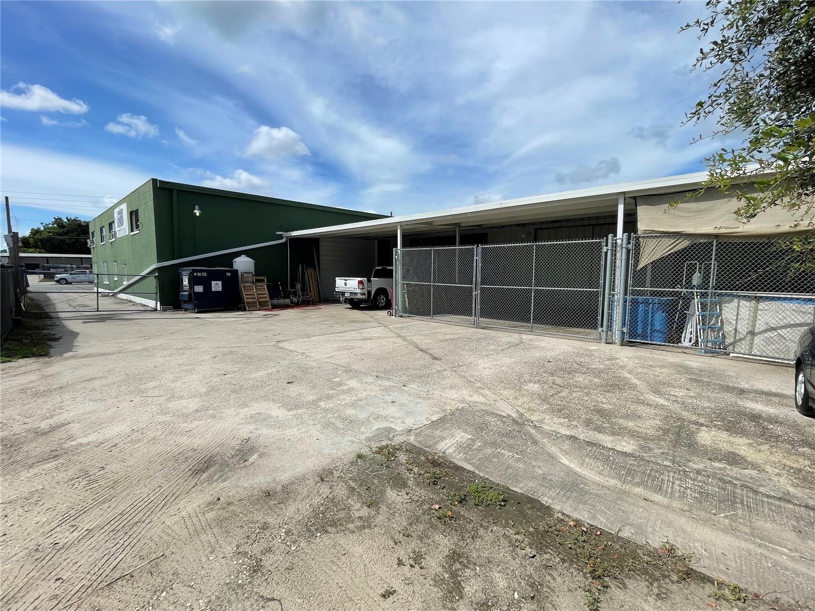 2909 Old Winter Garden Rd — photo