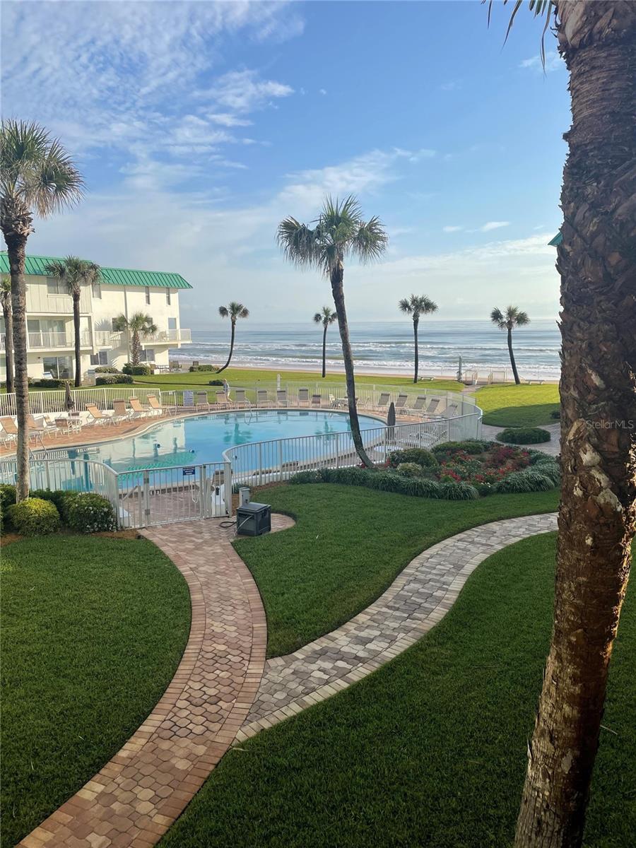 815 Ocean Shore Blvd #5B — photo
