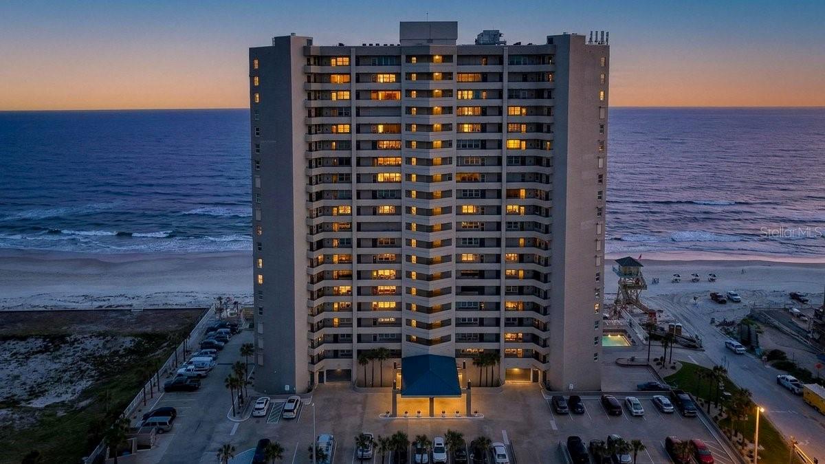 3425 S Atlantic Ave #1706 — photo