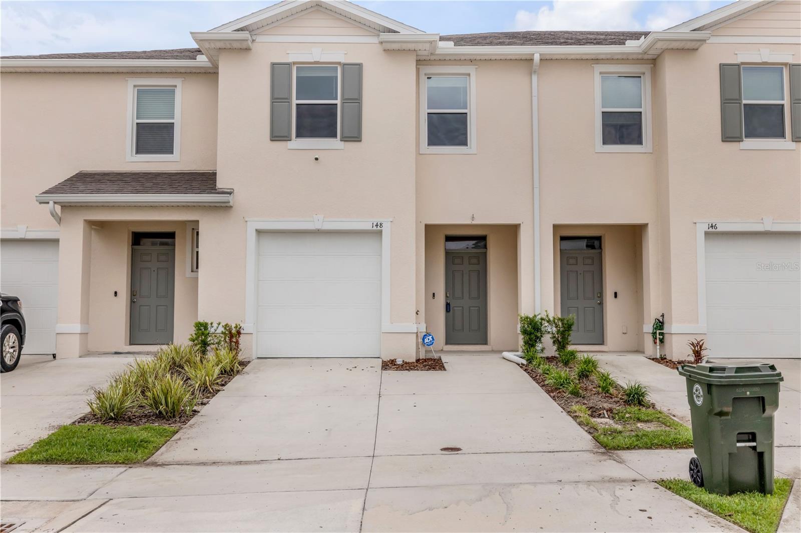 148 Reena Dr — photo