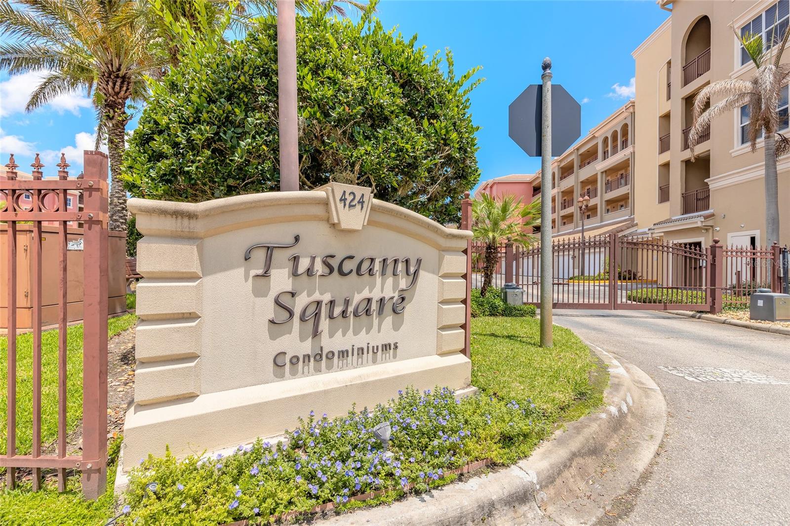 424 Luna Bella Ln #415 — photo