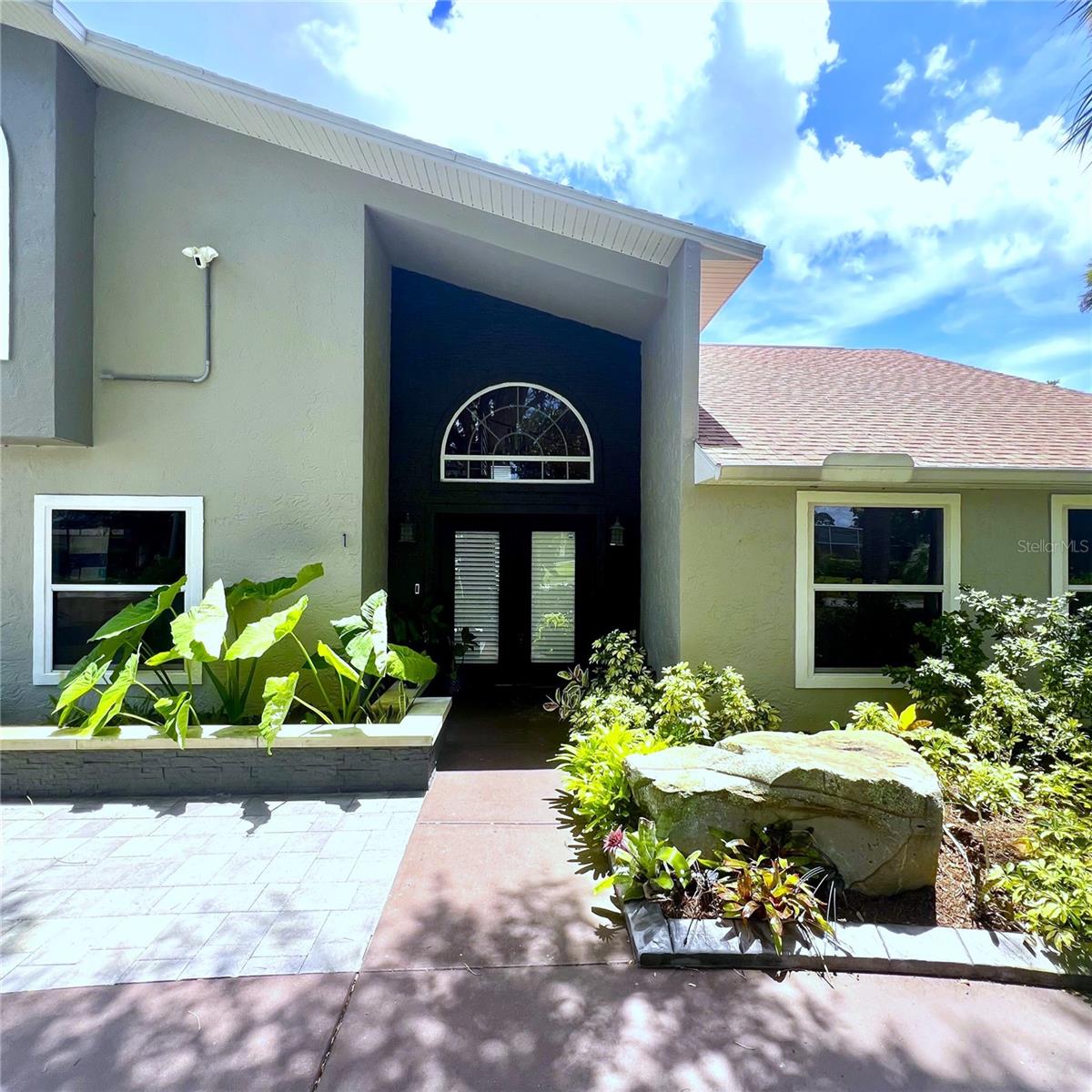 1 Harris Cir — photo