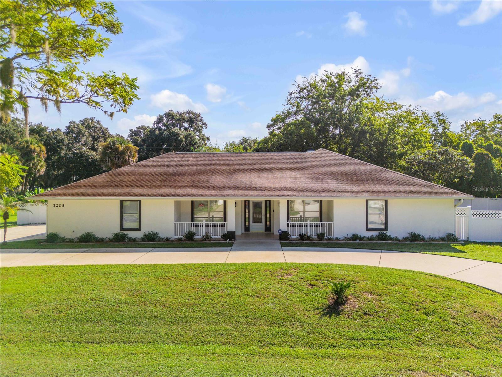 3205 Mango Tree Dr — photo