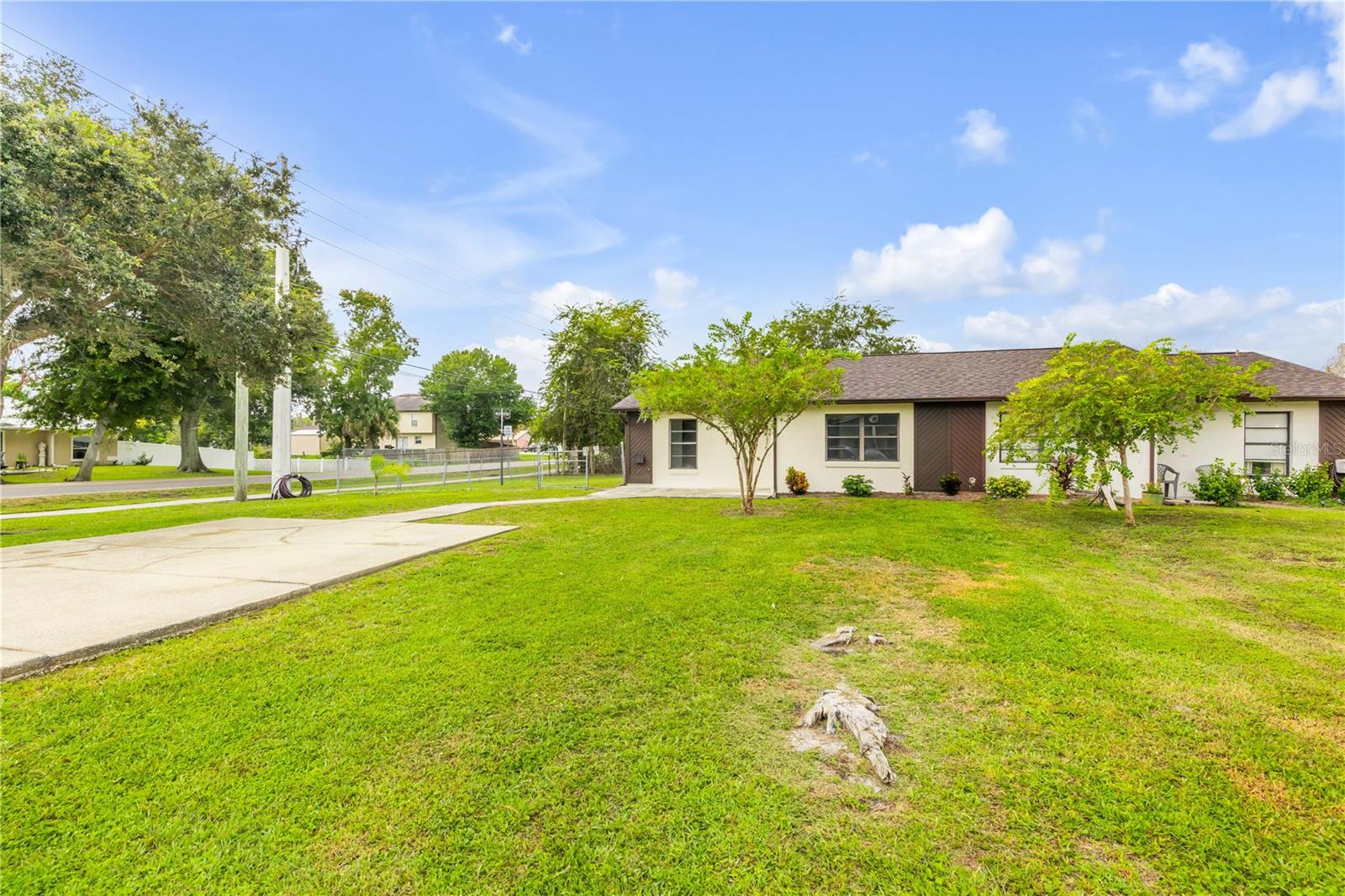2948 India Palm Dr — photo
