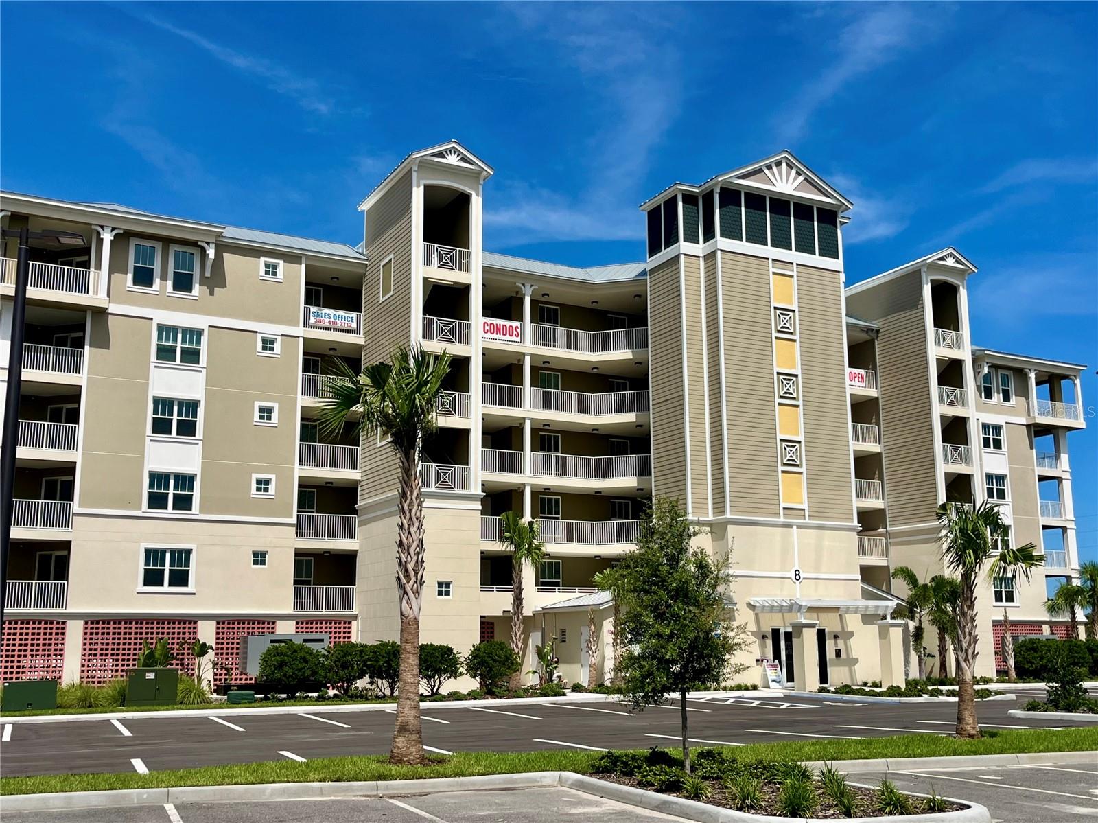 8 Riverwalk Dr #603 — photo