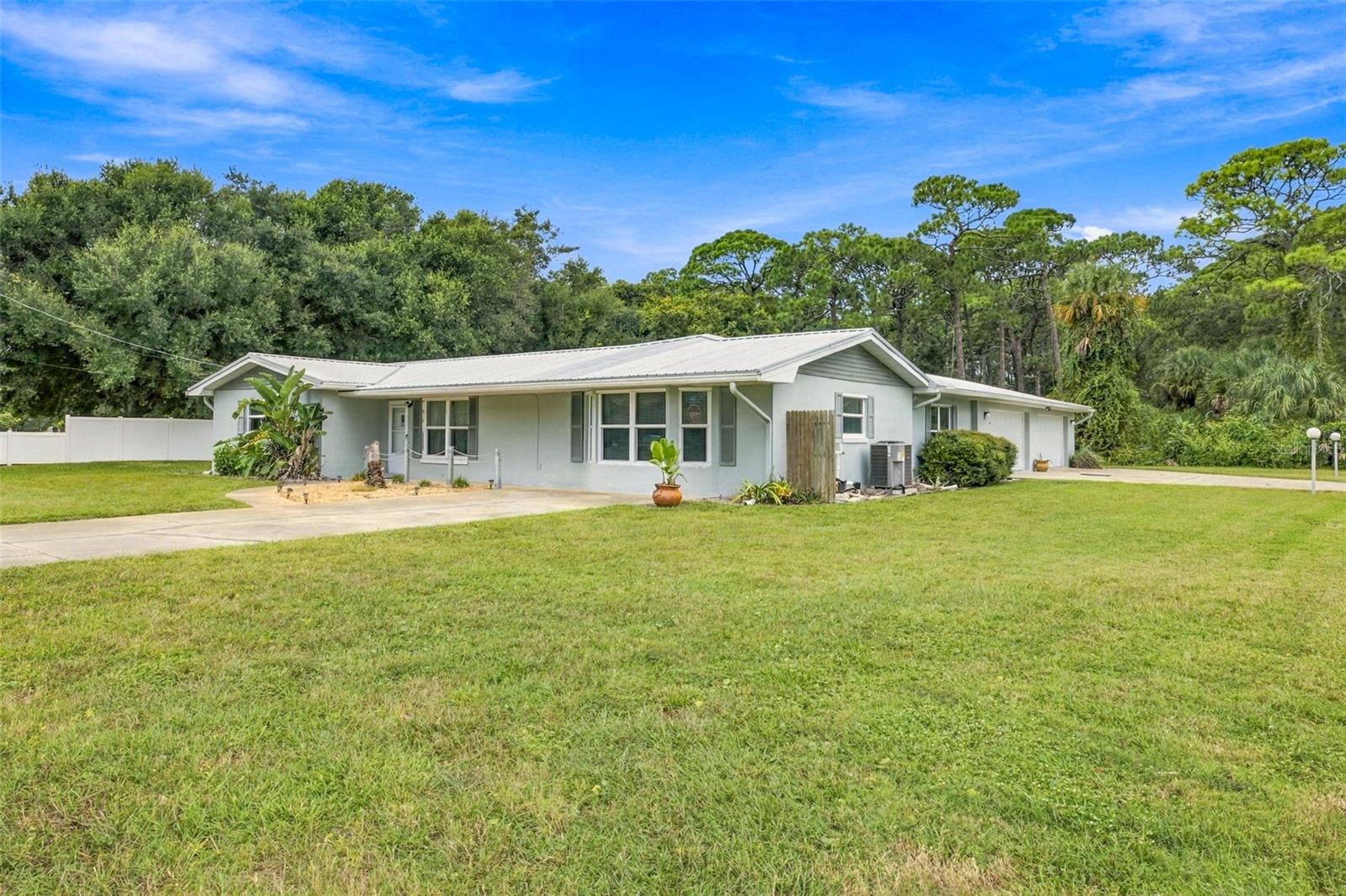 107 N Cory Dr — photo