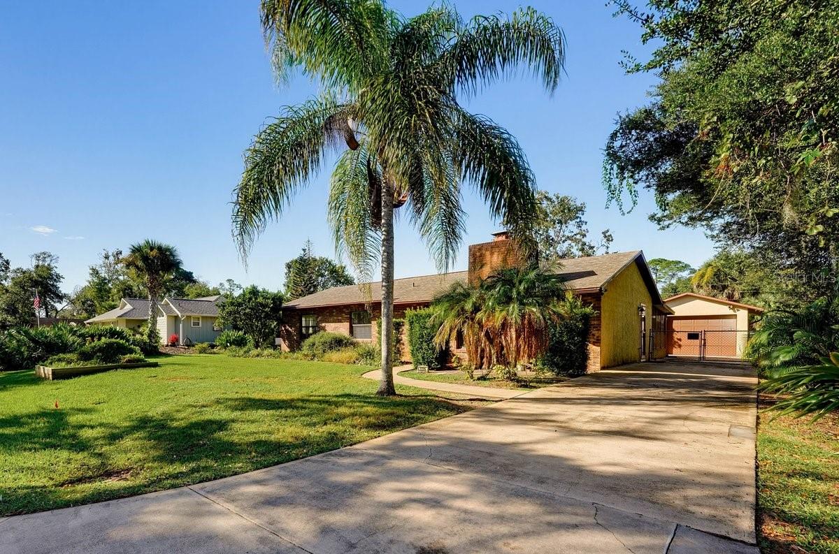 2226 Vista Palm Dr — photo