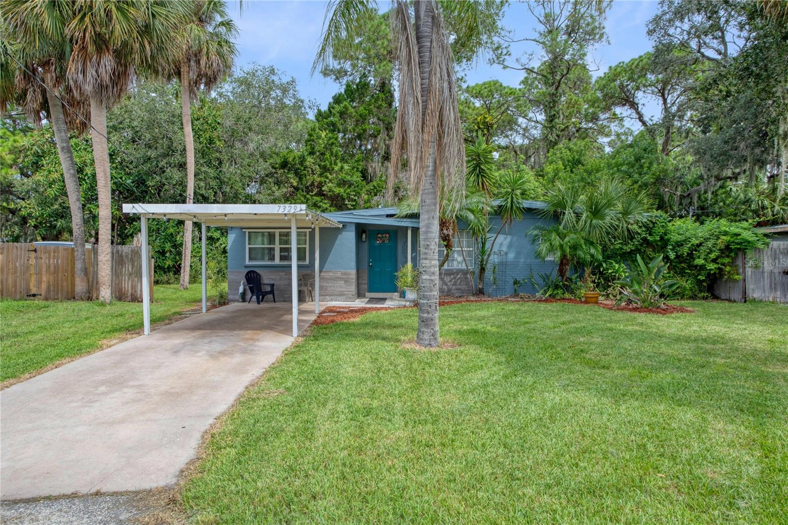 7329 Royal Palm Dr — photo