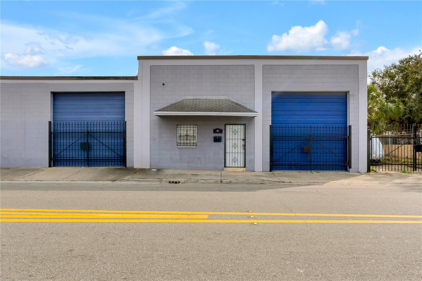 41 N Dollins Ave — photo
