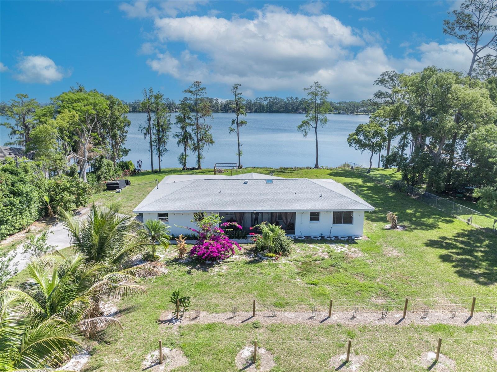 7420 Lake Willis Dr — photo