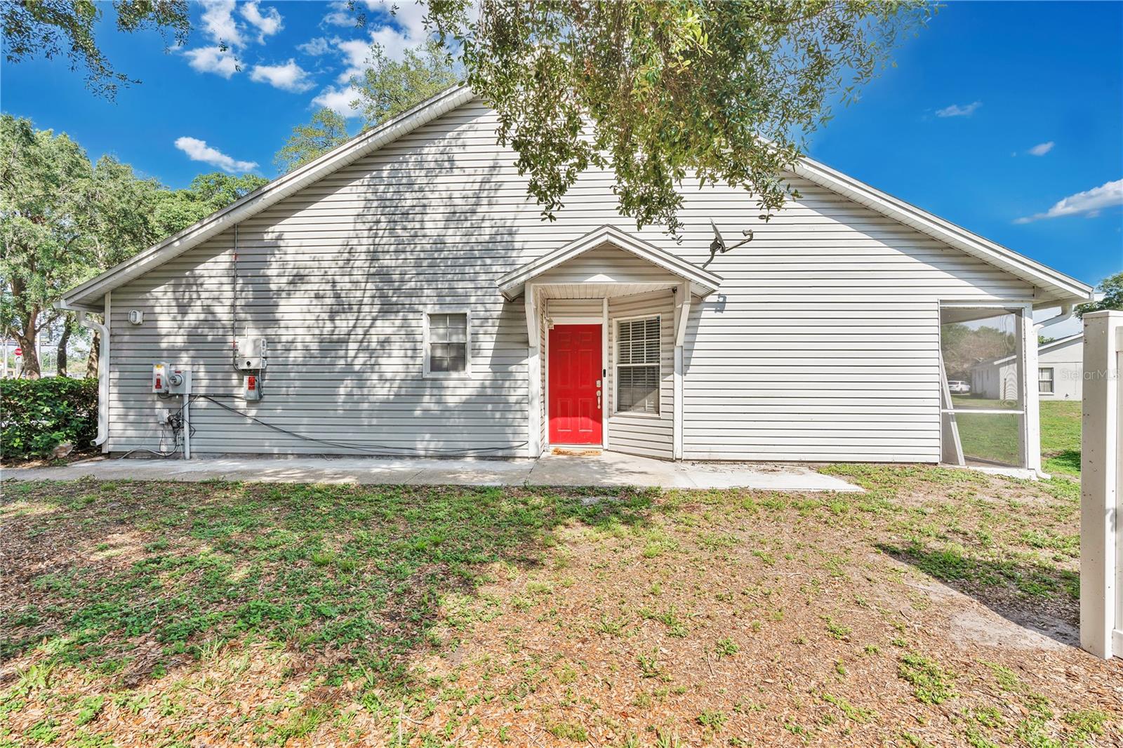 9616 River Walk Ct — photo