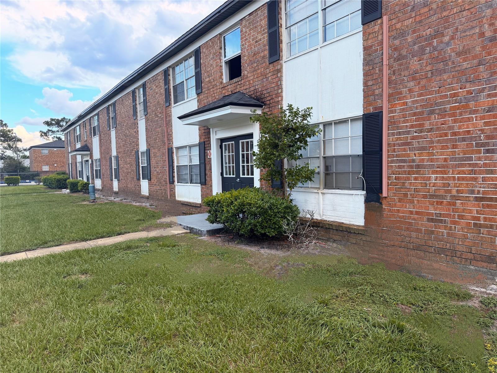 5325 Curry Ford Rd #G202 — photo