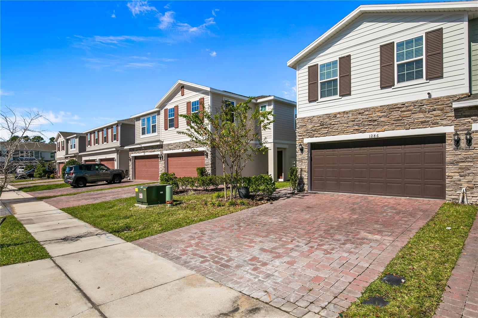 1286 Wispy Cypress Dr — photo