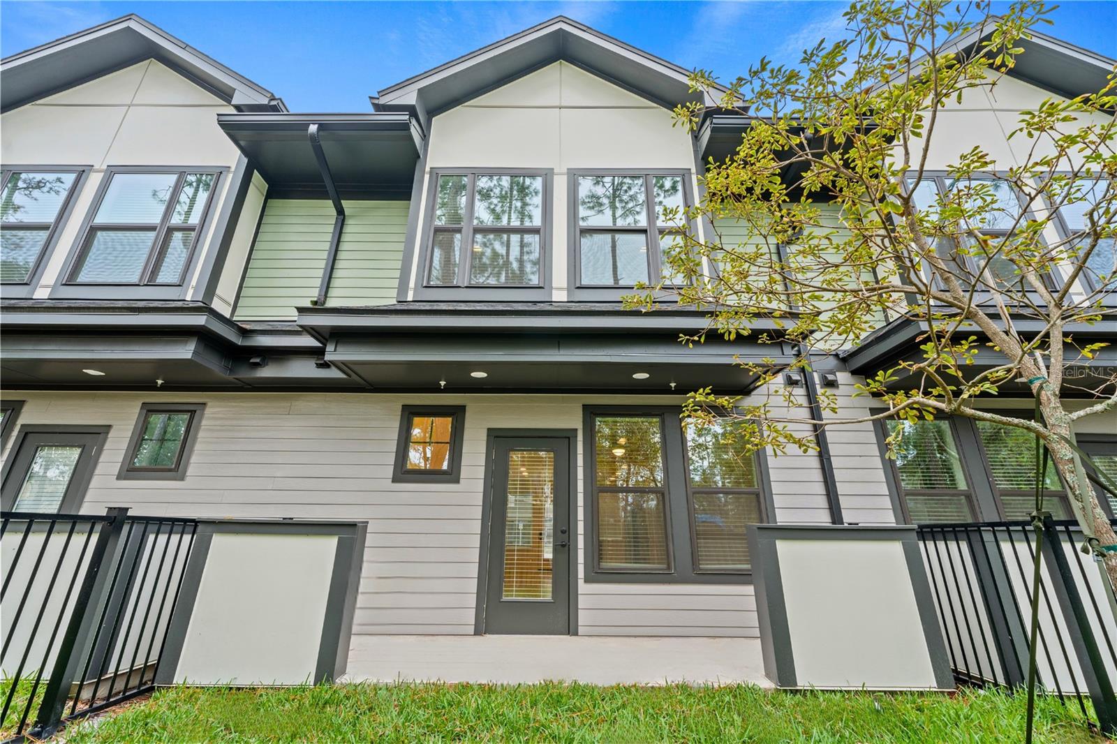 2285 Crown Village Rd #Th1 — photo