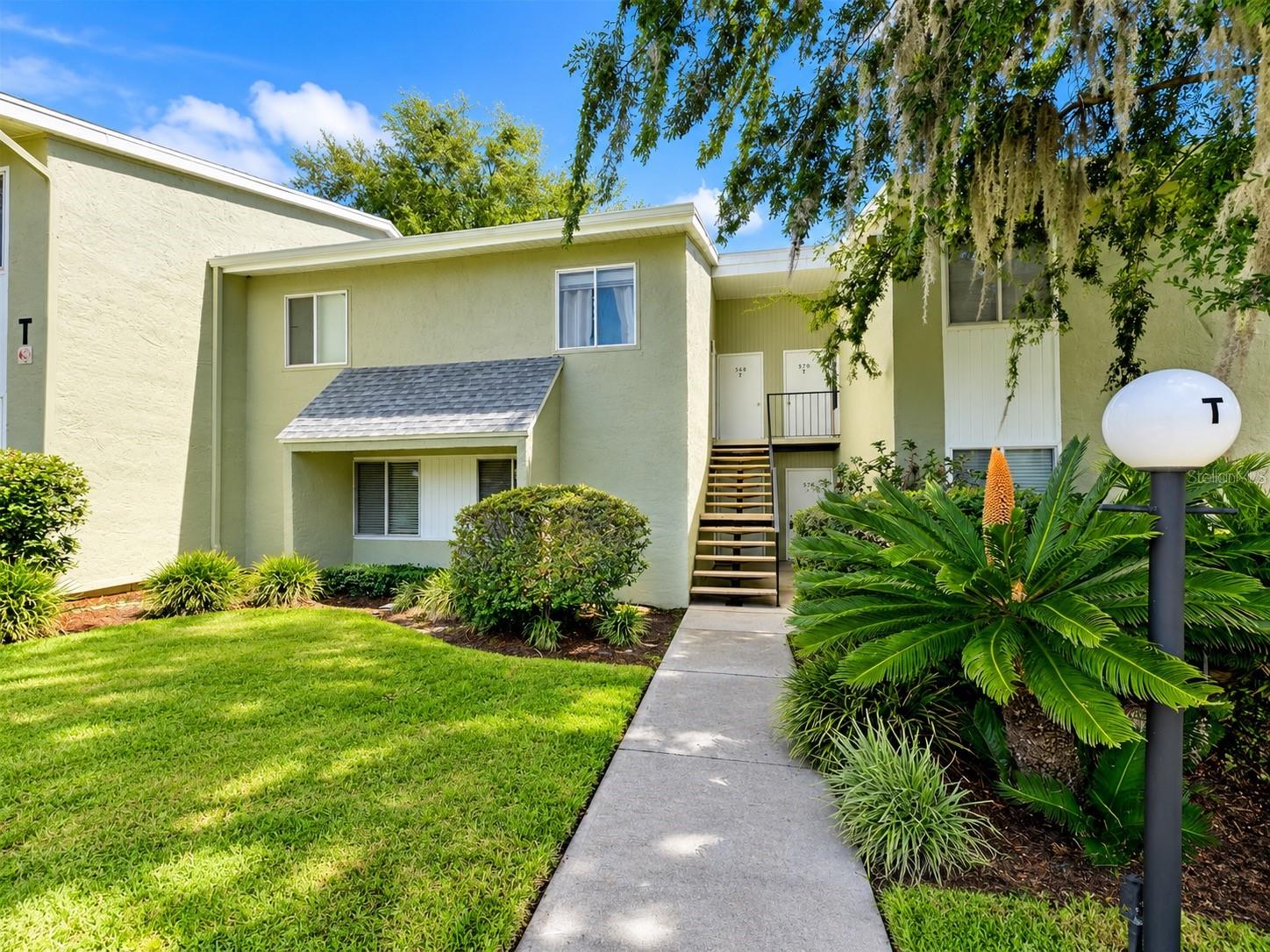 568 Bahia Cir #B — photo