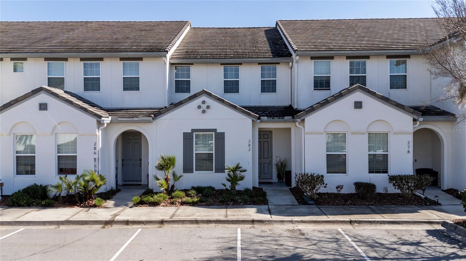 282 Captiva Dr — photo
