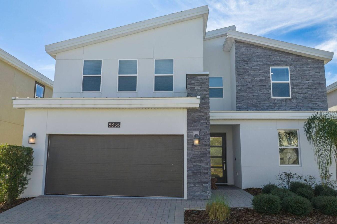 8836 Cruden Bay Ct — photo