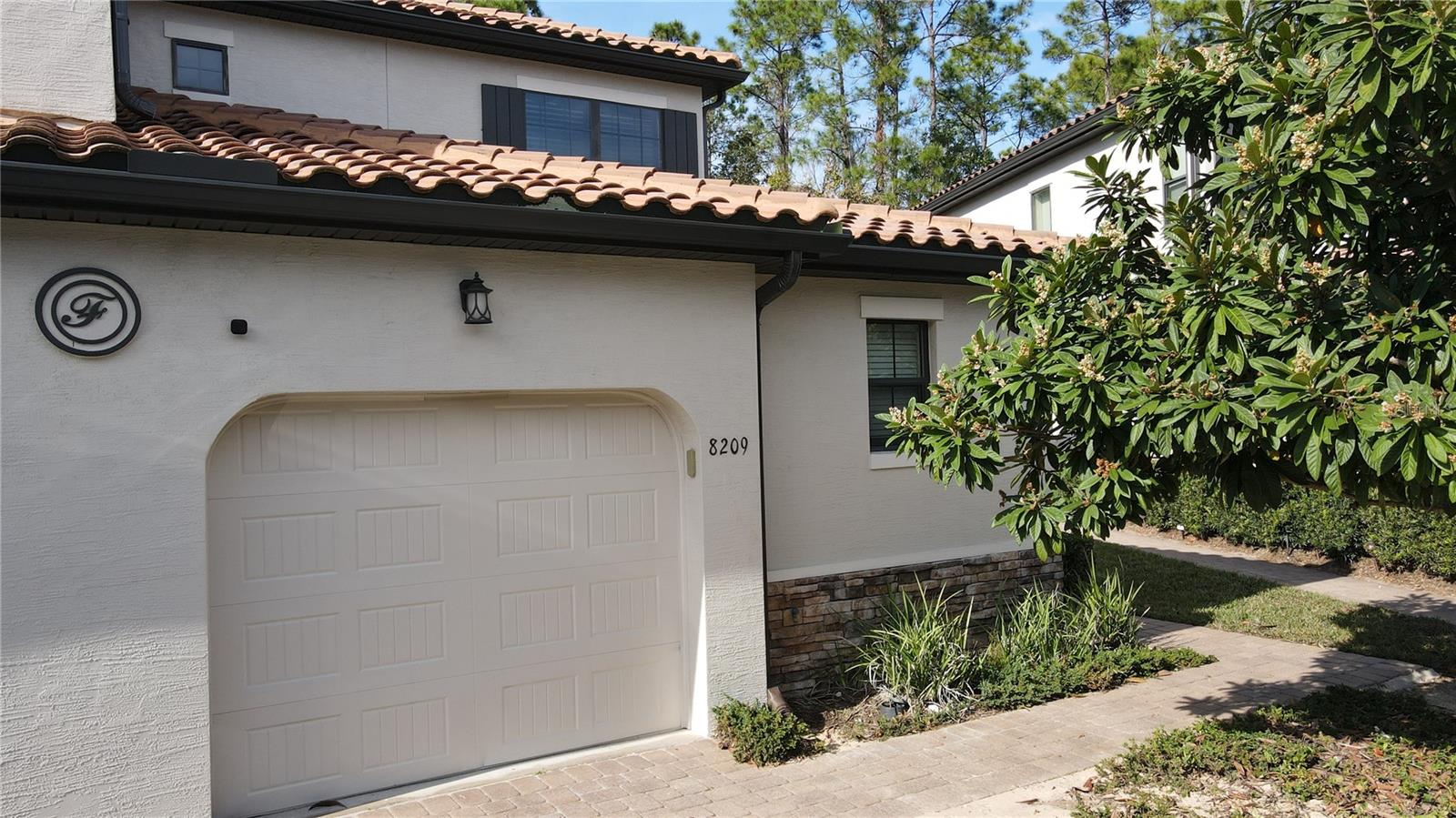 8209 Roseville Rd — photo