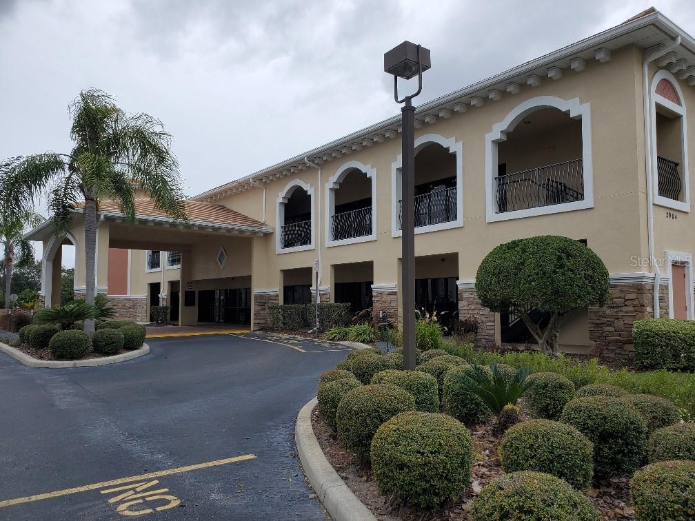 2984 Alafaya Trl — photo