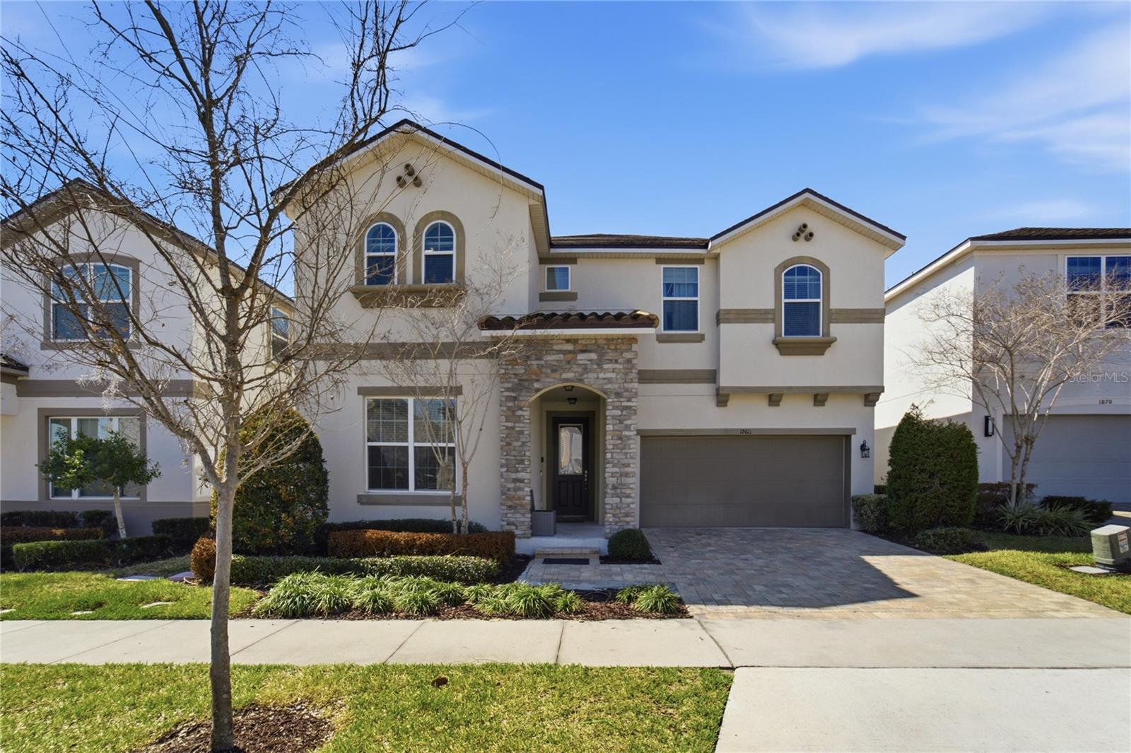 1860 Sawyer Palm Pl — photo