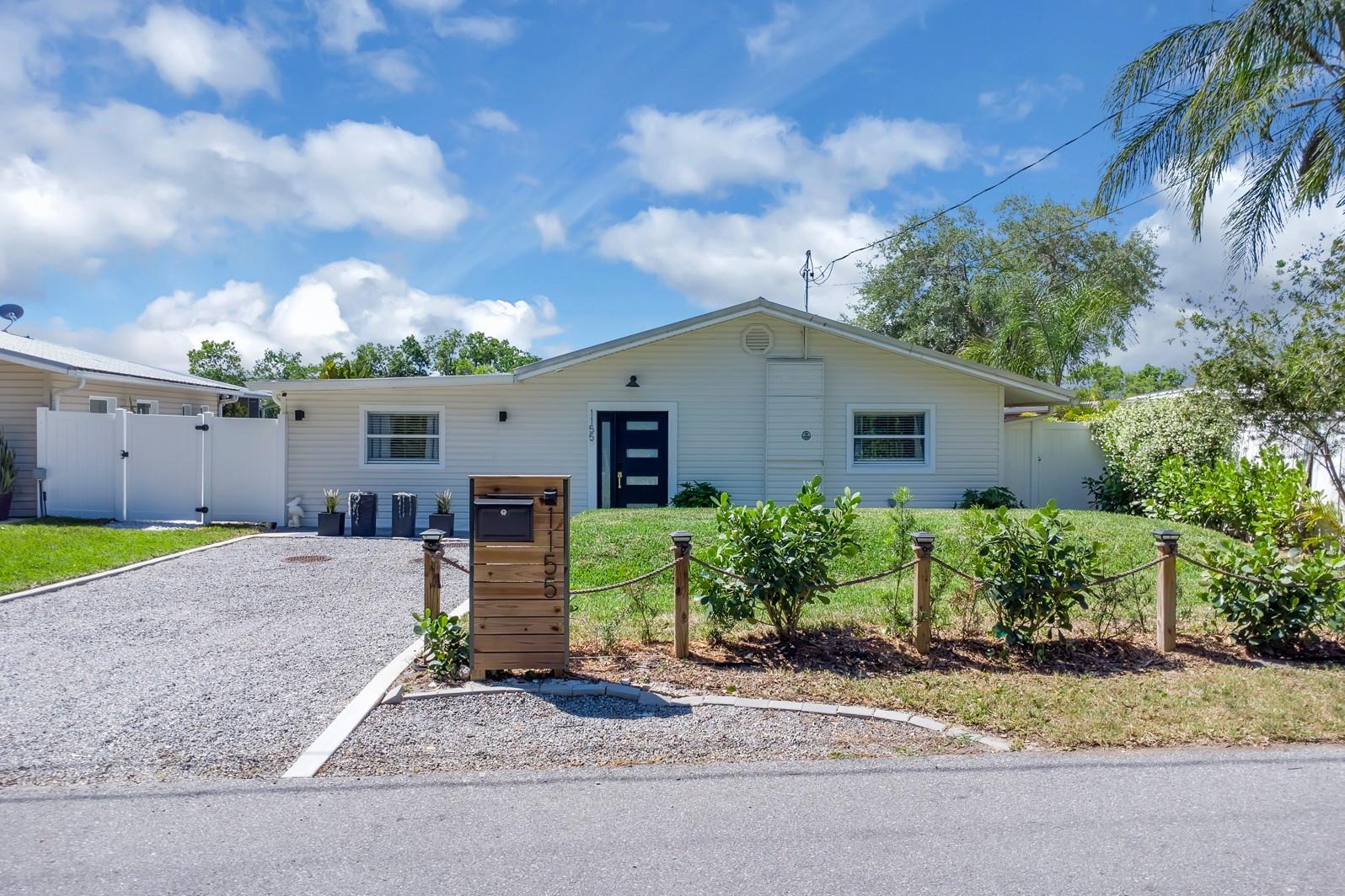 1155 Lemon Bluff Rd — photo