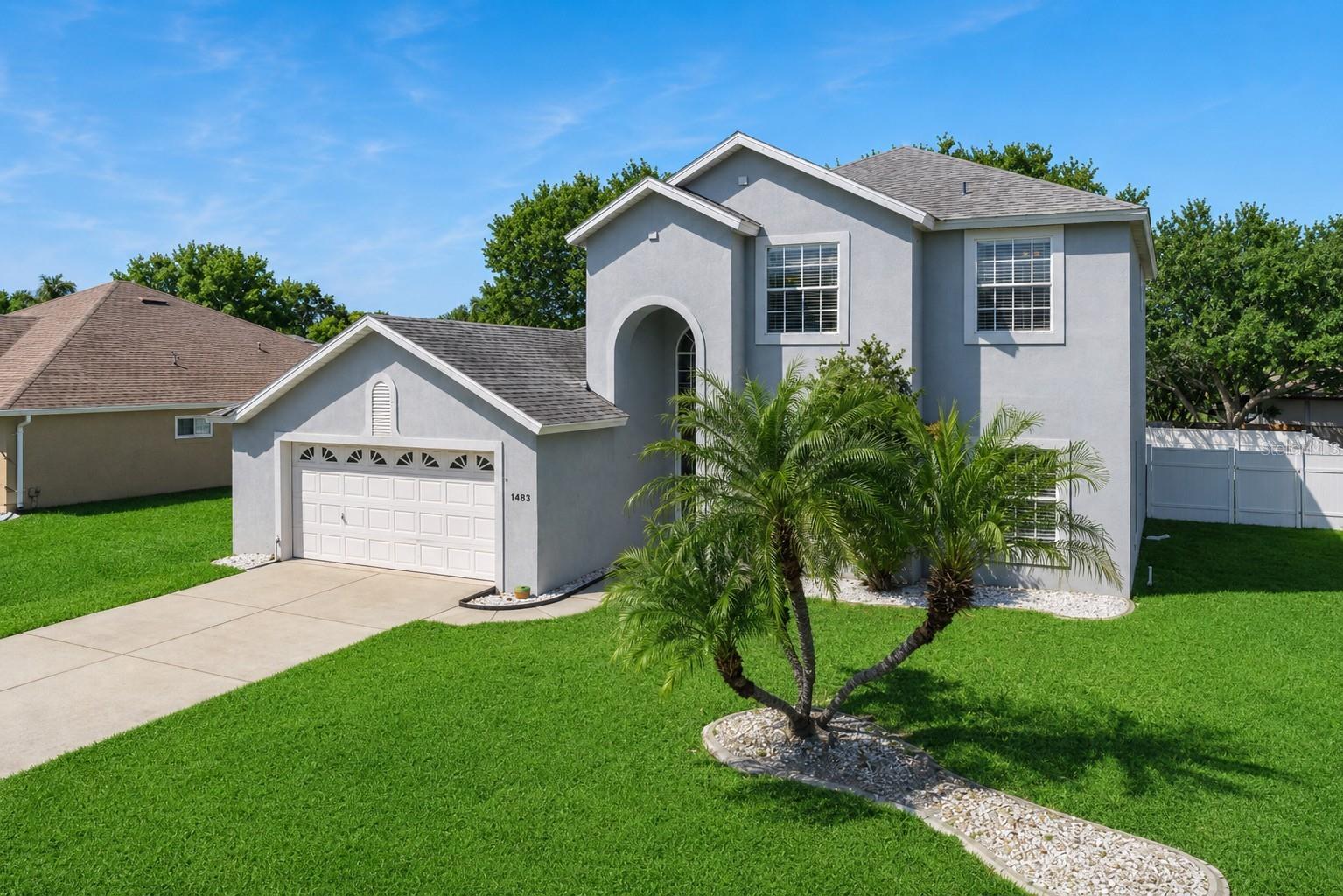 1483 Surrey Park Dr — photo