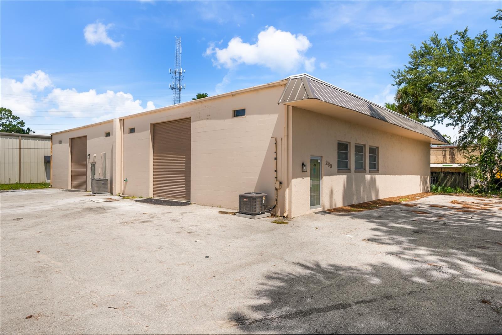 260 Power Ct — photo