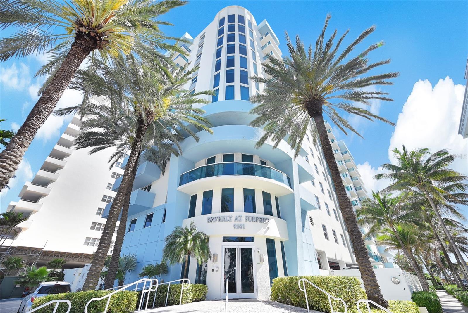 9201 Collins Ave #821 — photo