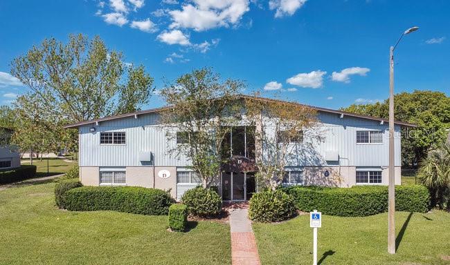 1695 Lee Rd #D211 — photo